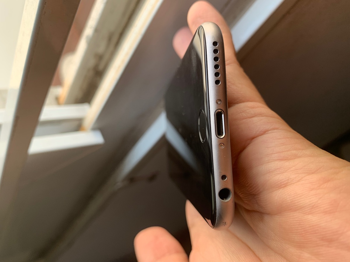 Iphone 6 lock 32Gb gray , fake quốc tế , fullbox - 1